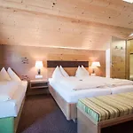 Alpenwelt Superior 3*