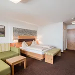 Hotel Alpenwelt Superior 3*