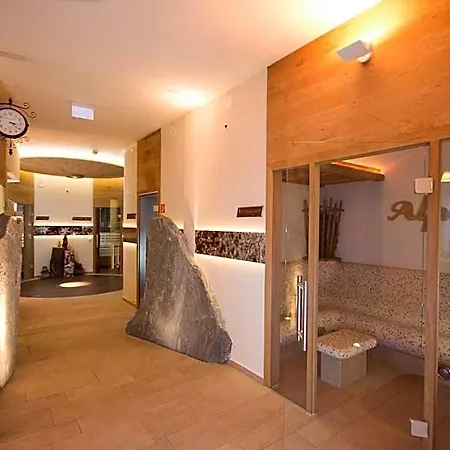 Alpenwelt Superior Hotel