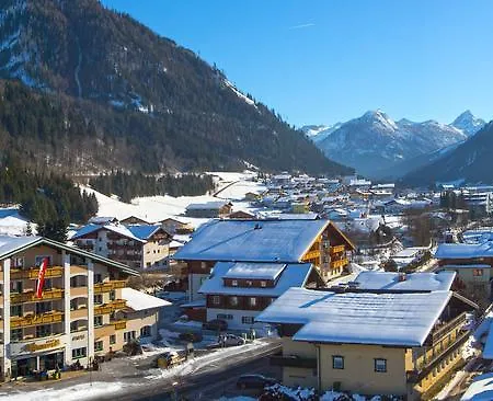 Alpenwelt Superior فندق فلاخاو